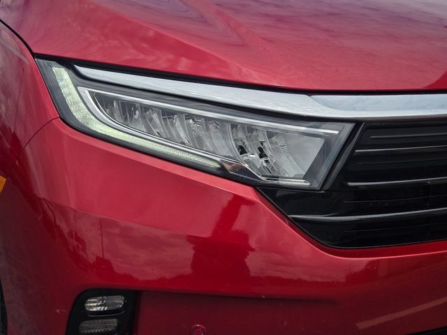 Used 2024 Honda Odyssey Elite image 3