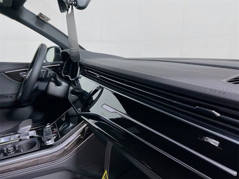New 2026 Audi Q8 Premium Plus image 31