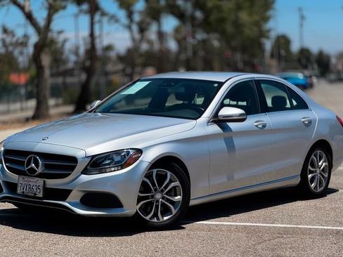 Used 2017 Mercedes-Benz C 300 Sedan image 18