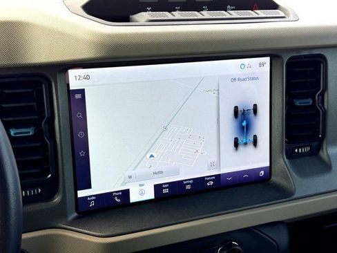 Used 2024 Ford Bronco Wildtrak AWD/4WD image 30