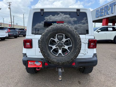 Used 2019 Jeep Wrangler Unlimited Rubicon AWD/4WD image 4