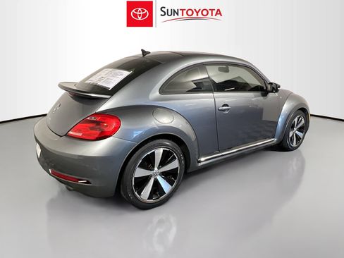 Used 2014 Volkswagen Beetle R-Line image 4