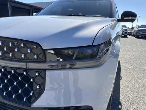 New 2026 Lincoln Navigator Black Label image 9