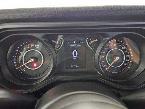 Used 2024 Jeep Wrangler Unlimited Sport AWD/4WD image 16