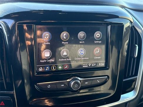 Used 2023 Chevrolet Traverse LT image 23