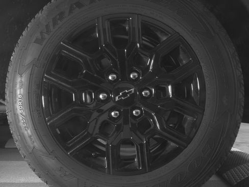 Used 2026 Chevrolet Colorado W/T w/ WT Custom Package RWD image 12