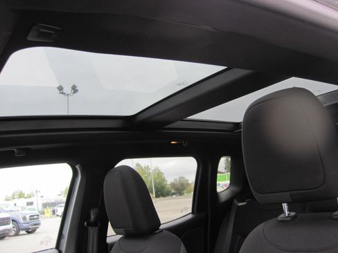 Used 2022 Jeep Renegade Altitude w/ Sun/Sound Group image 17