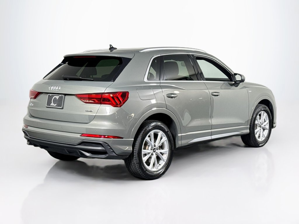 Used 2024 Audi Q3 2.0T Premium w/ Convenience Package AWD/4WD image 5