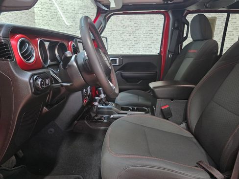 Used 2023 Jeep Gladiator Rubicon image 25