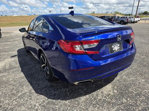 Used 2020 Honda Accord Sport image 5