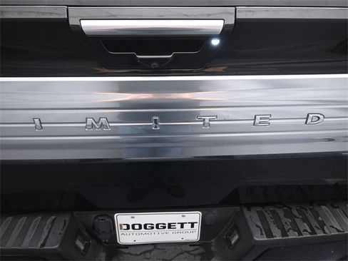 Used 2020 Ford F150 Limited w/ Trailer Tow Package image 12