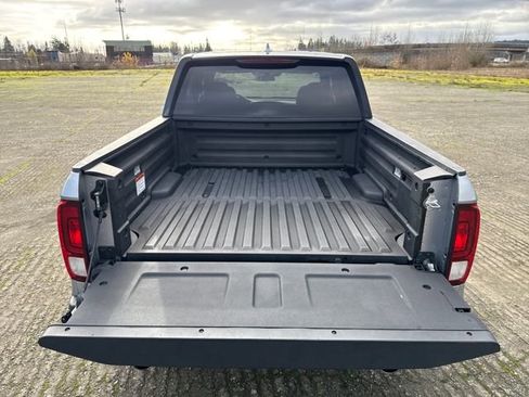 Certified 2022 Honda Ridgeline Sport image 13