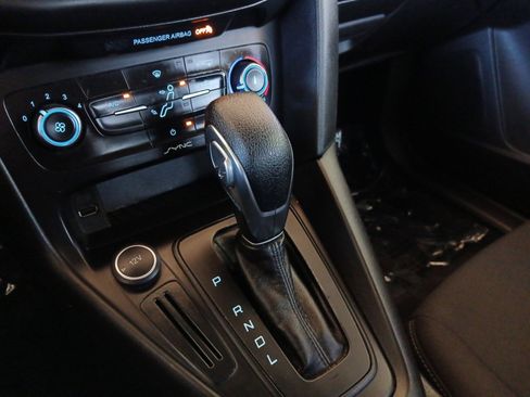 Used 2017 Ford Focus S image 21