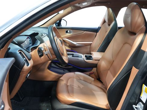 Used 2021 Aston Martin DBX AWD/4WD image 29