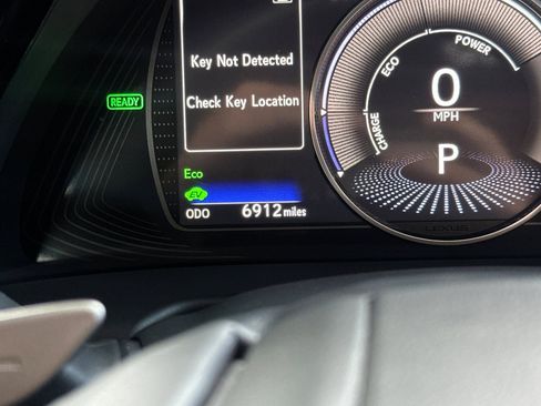 Used 2025 Lexus ES 300h w/ Premium Package image 35