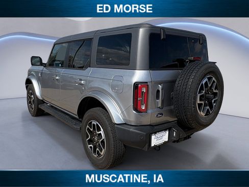 Used 2024 Ford Bronco Outer Banks AWD/4WD image 3