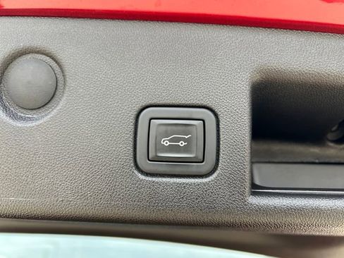 Certified 2024 Chevrolet Equinox LT image 18