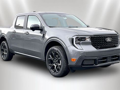 New 2025 Ford Maverick Lariat w/ Black Appearance Package image 2