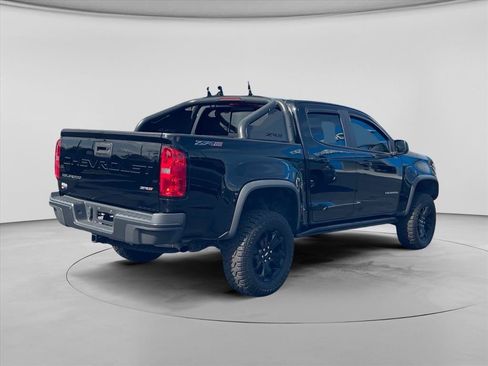 Used 2022 Chevrolet Colorado ZR2 w/ ZR2 Midnight Special Edition AWD/4WD image 7