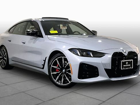 Used 2025 BMW 440i xDrive w/ Premium Package AWD/4WD image 2