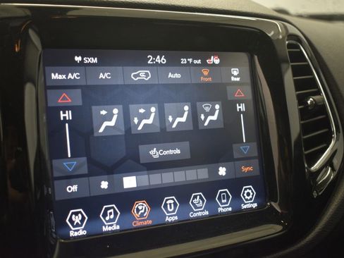 Certified 2019 Jeep Compass Limited image 22