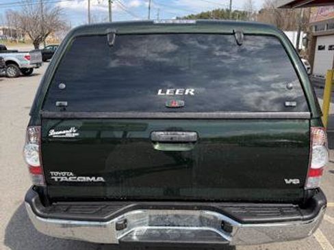 Used 2012 Toyota Tacoma 4x4 Double Cab w/ TRD Sport Upgrade Pkg image 5