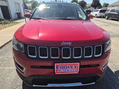 Used 2018 Jeep Compass Limited AWD/4WD image 2