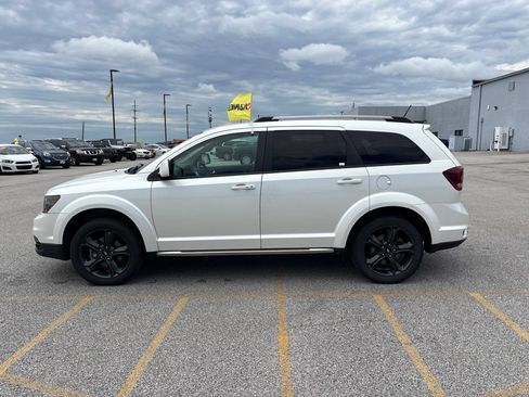 Used 2018 Dodge Journey Crossroad w/ Popular Equipment Group FWD image 4
