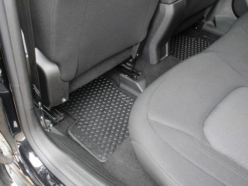 Used 2019 Jeep Renegade Sport w/ Sport Appearance Group image 48