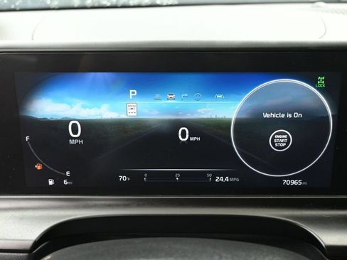 Used 2024 Kia Seltos SX w/ SX Sunroof Package AWD/4WD image 8