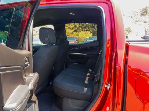 Used 2024 GMC Canyon Elevation w/ Trailering Package image 17