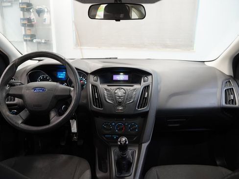Used 2012 Ford Focus S FWD image 18