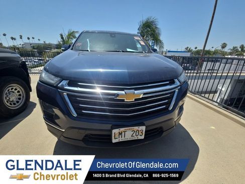 Used 2023 Chevrolet Traverse LT FWD image 11