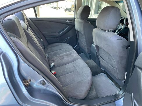 Used 2010 Nissan Altima 2.5 S FWD image 18
