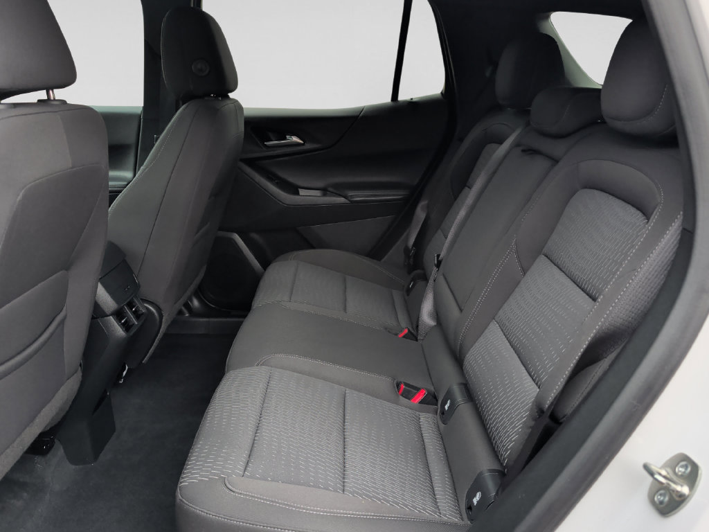 Used 2026 Chevrolet Equinox LT AWD/4WD image 31