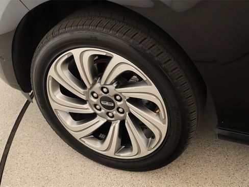 Used 2024 Lincoln Navigator Reserve image 33