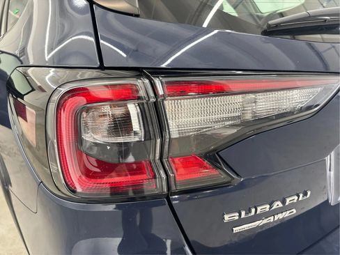 Used 2024 Subaru Outback AWD/4WD image 32