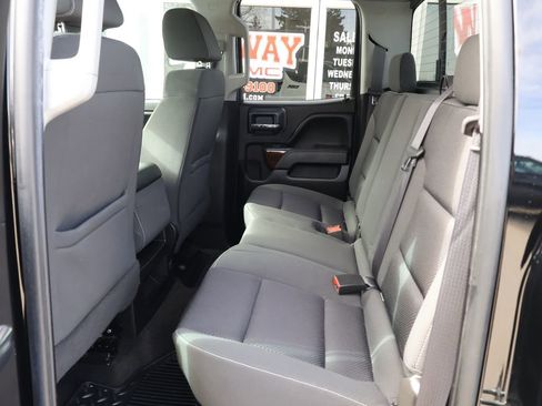 Used 2017 GMC Sierra 1500 SLE w/ SLE Value Package image 24