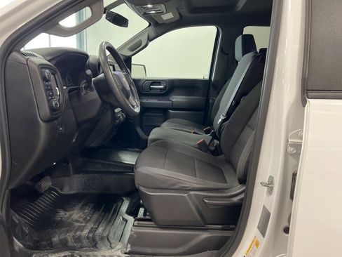 Used 2022 Chevrolet Silverado 3500 W/T w/ Gooseneck/5TH Wheel Package image 11