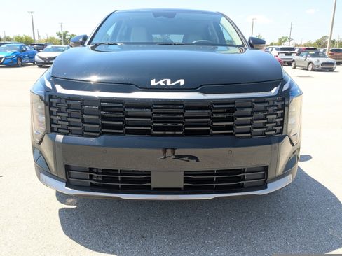 New 2026 Kia Sportage EX FWD image 3