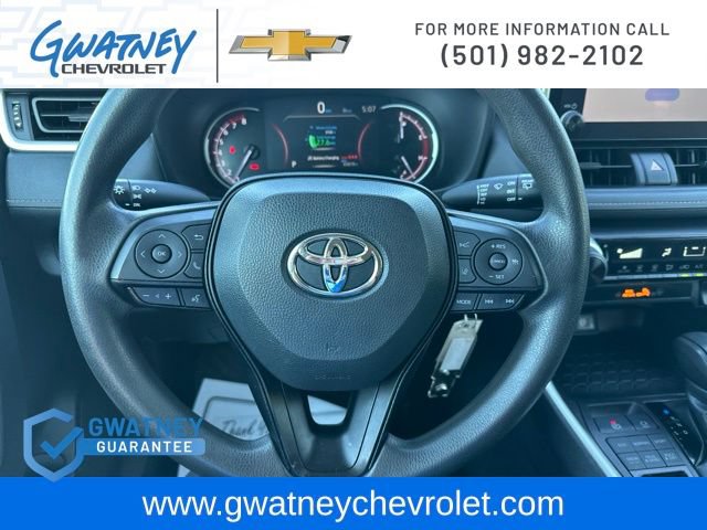 Used 2024 Toyota RAV4 LE AWD/4WD image 16