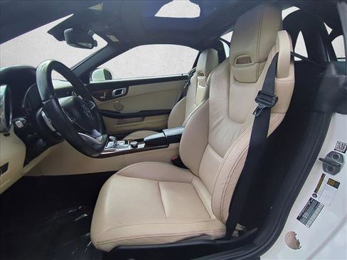 Used 2017 Mercedes-Benz SLC 300 image 17