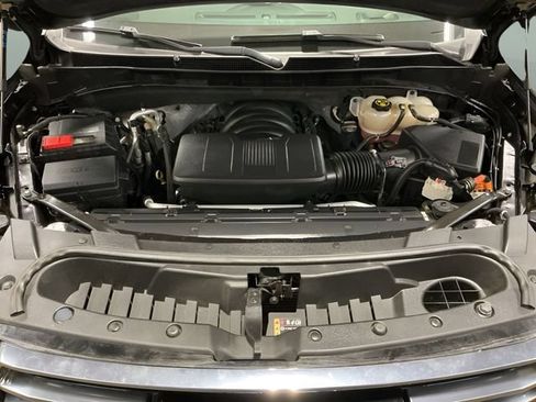 Used 2022 GMC Yukon AT4 AWD/4WD image 7