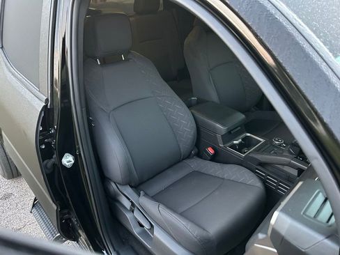 Certified 2024 Toyota Tacoma SR5 image 15