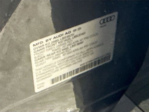 Certified 2025 Audi SQ6 e-tron Prestige w/ Red Edition One image 33