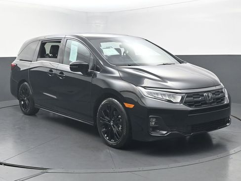 Used 2025 Honda Odyssey Sport-L image 2