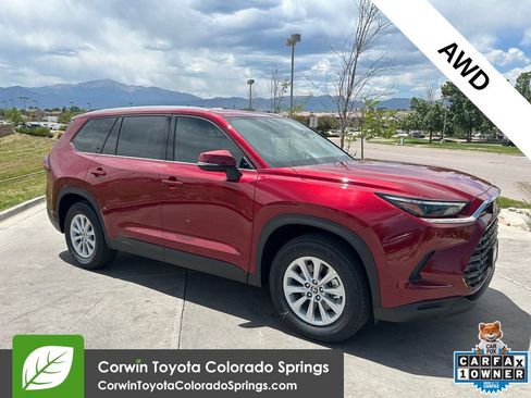 Used 2022 Toyota RAV4 XSE AWD/4WD image 1