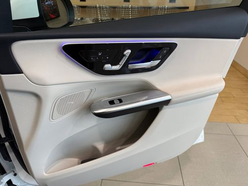 Certified 2026 Mercedes-Benz GLC 300 4MATIC image 16