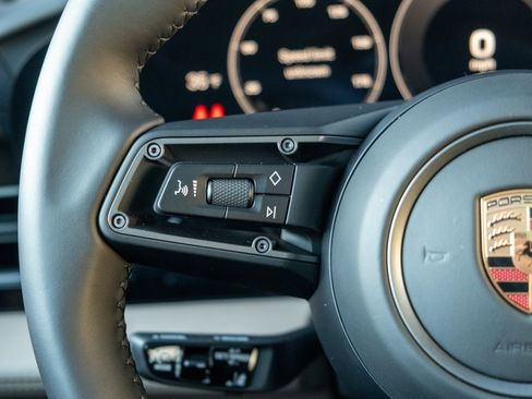 Used 2025 Porsche Taycan 4S image 27