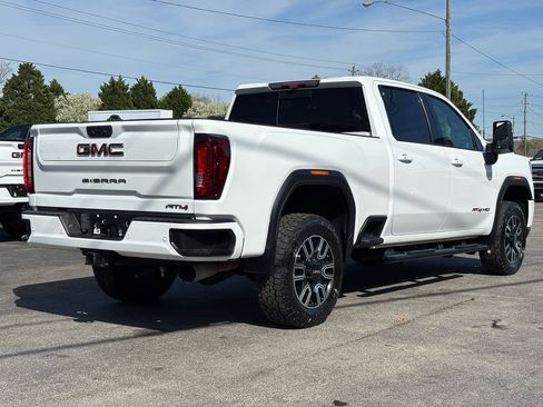 Used 2022 GMC Sierra 2500 AT4 w/ AT4 Premium Plus Package image 5